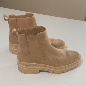 Bernardo Dove Boot Sand Split Suede Lug Ankle Booties Size 9.5 Made in Brazil